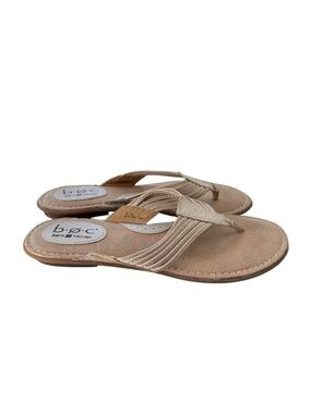 b.o.c. Born Concepts Beige Tan Leather Thong Strappy Flip-Flop Sandals Size 8